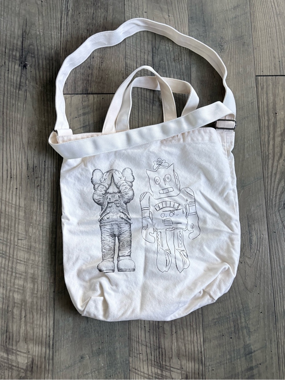 Uniqlo Cream Canvas Tote with Black Line-Art Robot & Character